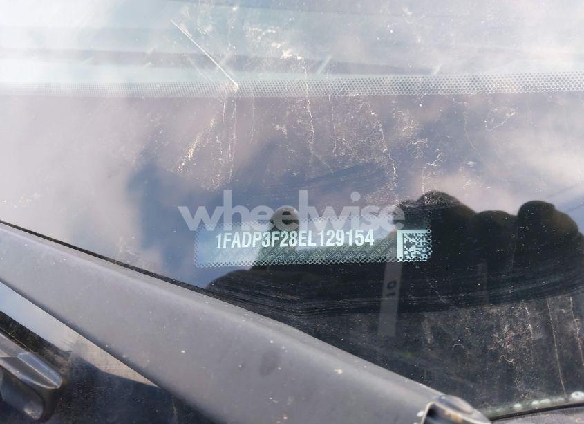 Photo 9 of 2014 Ford Focus SE (VIN 1FADP3F28EL129154)