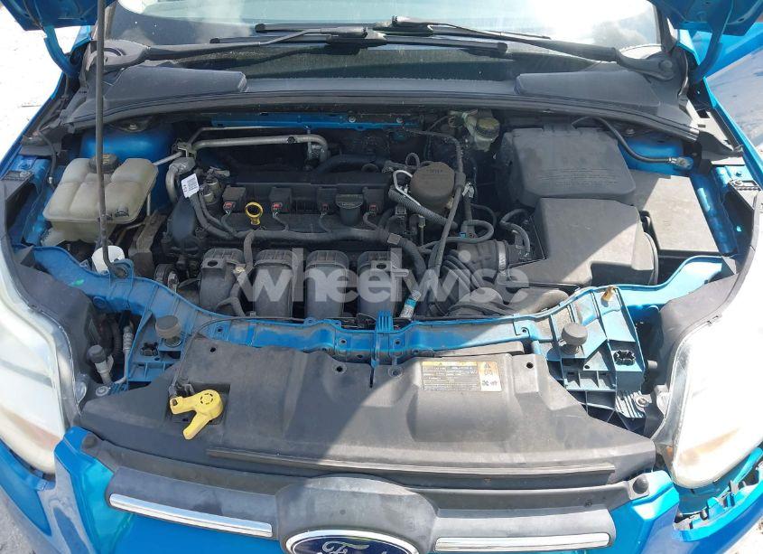 Photo 10 of 2014 Ford Focus SE (VIN 1FADP3F28EL173137)