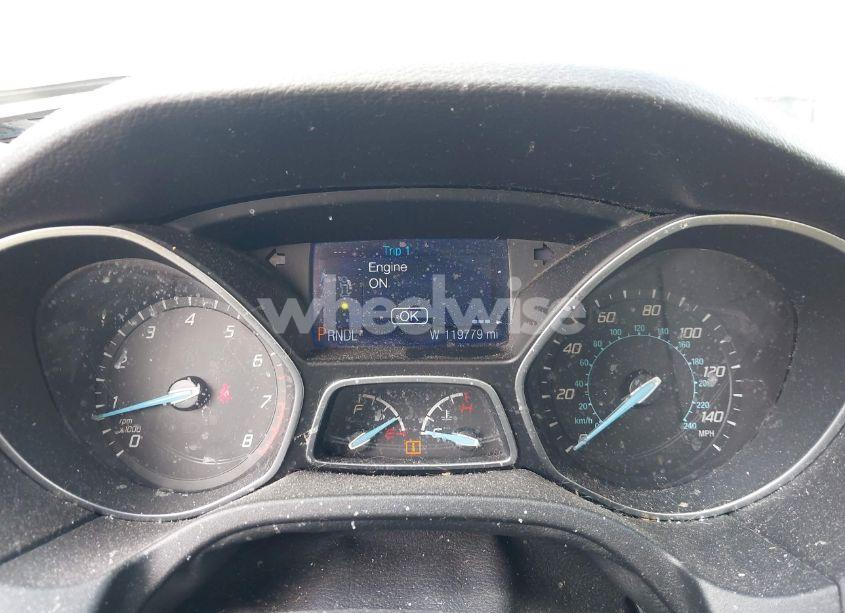 Photo 7 of 2014 Ford Focus SE (VIN 1FADP3F28EL173137)