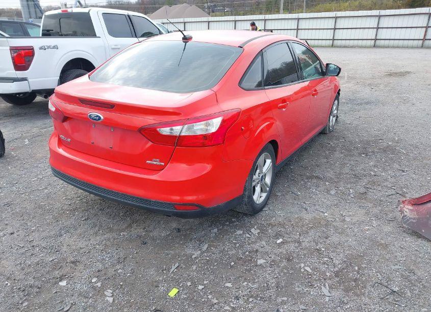 Photo 4 of 2014 Ford Focus SE (VIN 1FADP3F28EL181321)
