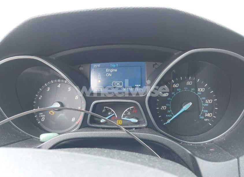 Photo 7 of 2014 Ford Focus SE (VIN 1FADP3F28EL182114)