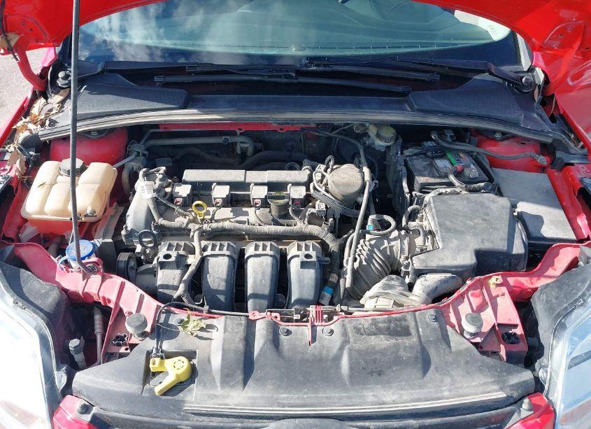 Photo 10 of 2014 Ford Focus SE (VIN 1FADP3F28EL240903)