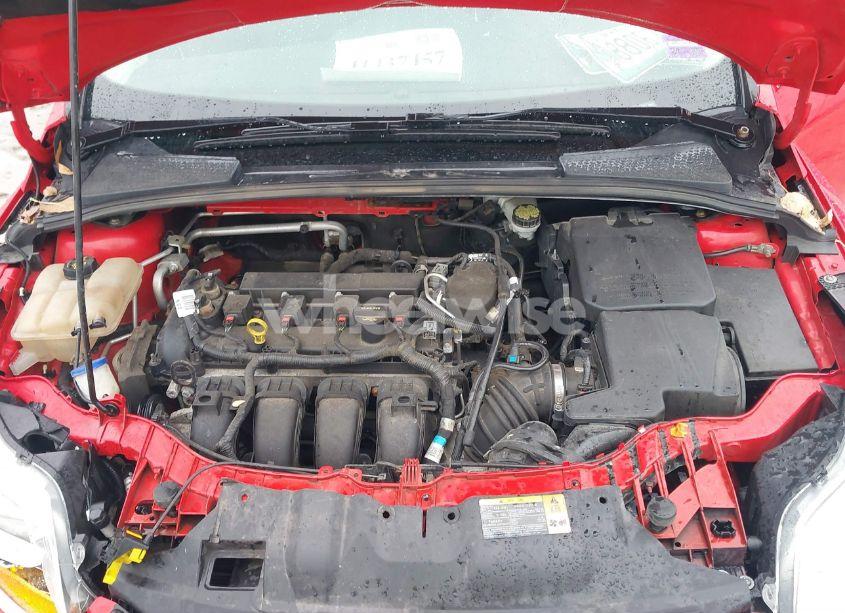 Photo 10 of 2014 Ford Focus SE (VIN 1FADP3F28EL255644)