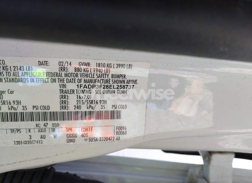 Photo 9 of 2014 Ford Focus SE (VIN 1FADP3F28EL258737)