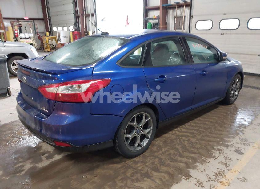 Photo 4 of 2014 Ford Focus SE (VIN 1FADP3F28EL258849)