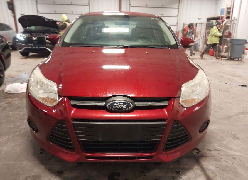 Photo 13 of 2014 Ford Focus SE (VIN 1FADP3F28EL281659)