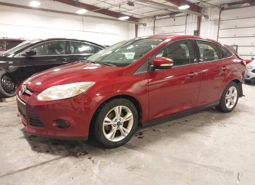 Photo 2 of 2014 Ford Focus SE (VIN 1FADP3F28EL281659)