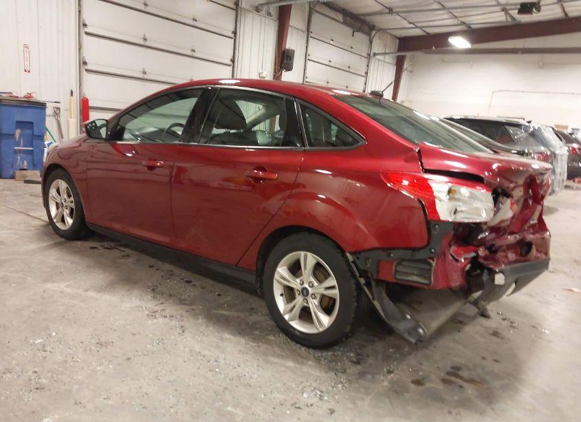 Photo 3 of 2014 Ford Focus SE (VIN 1FADP3F28EL281659)