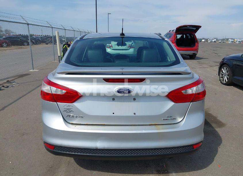 Photo 16 of 2014 Ford Focus SE (VIN 1FADP3F28EL302607)