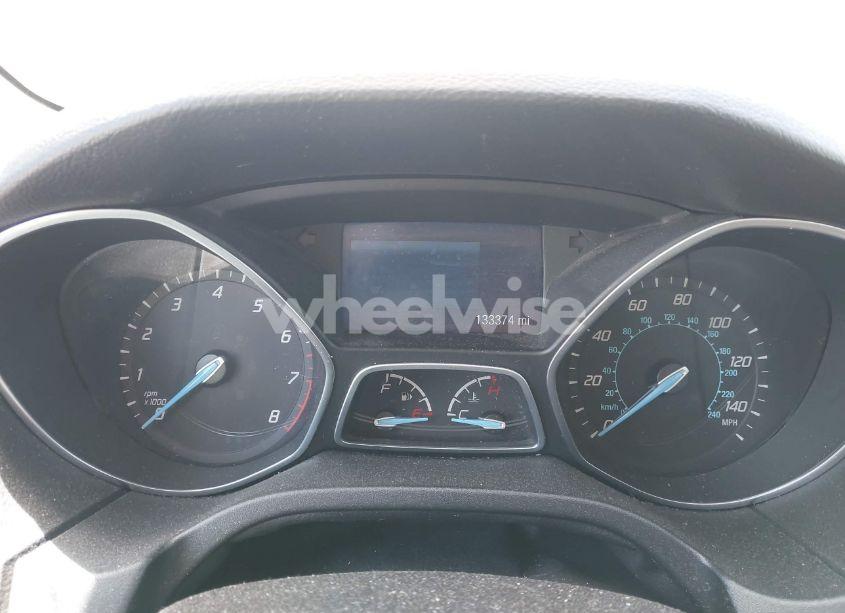 Photo 7 of 2014 Ford Focus SE (VIN 1FADP3F28EL306446)