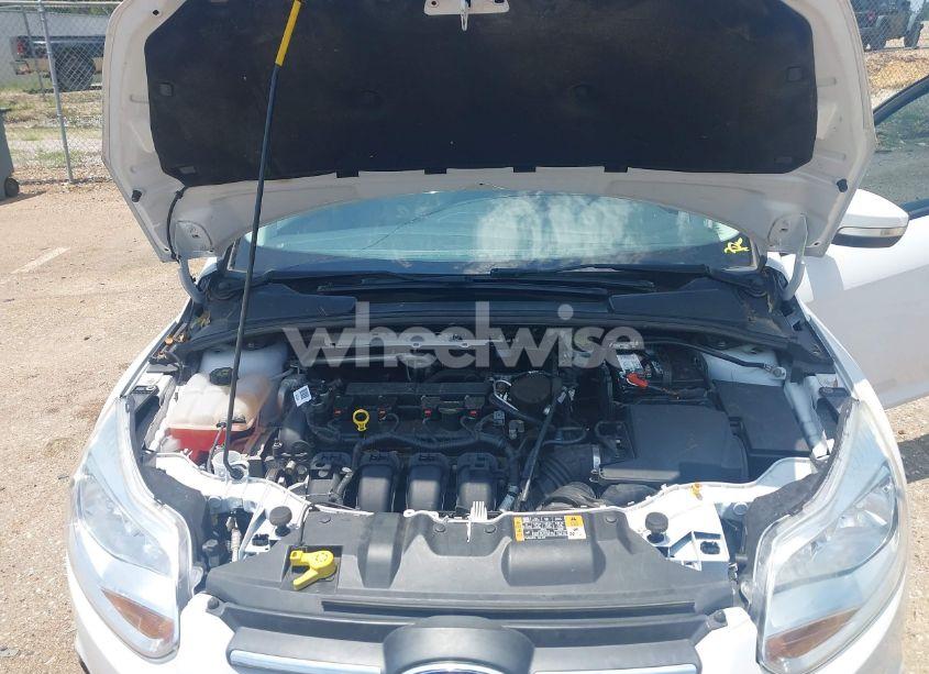 Photo 10 of 2014 Ford Focus SE (VIN 1FADP3F28EL339043)