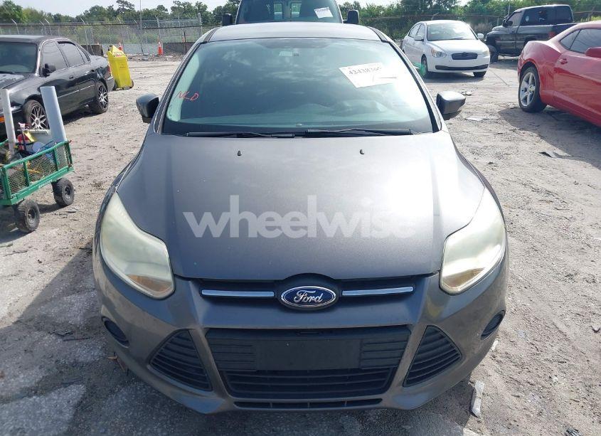 Photo 6 of 2014 Ford Focus SE (VIN 1FADP3F28EL339107)