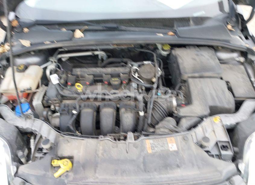 Photo 10 of 2014 Ford Focus SE (VIN 1FADP3F28EL347711)