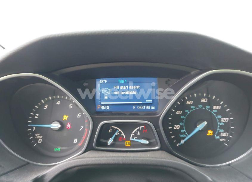 Photo 7 of 2014 Ford Focus SE (VIN 1FADP3F28EL347711)