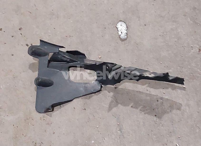 Photo 12 of 2014 Ford Focus SE (VIN 1FADP3F28EL354593)