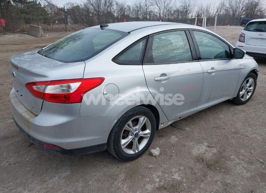 Photo 4 of 2014 Ford Focus SE (VIN 1FADP3F28EL369367)