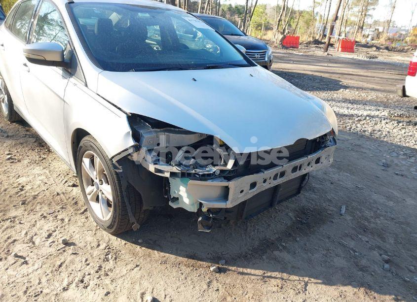 Photo 6 of 2014 Ford Focus SE (VIN 1FADP3F28EL408295)