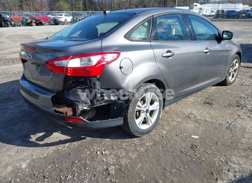 Photo 4 of 2014 Ford Focus SE (VIN 1FADP3F28EL424707)