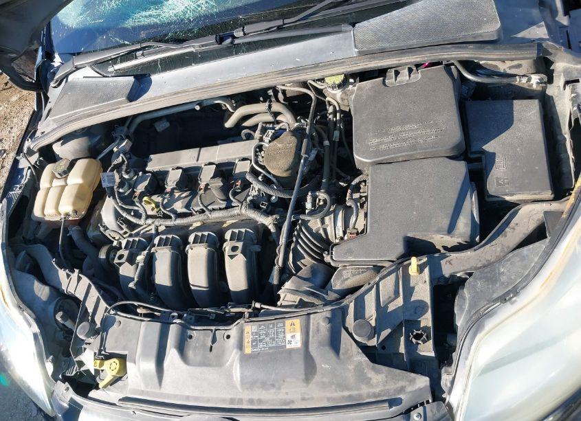 Photo 10 of 2014 Ford Focus SE (VIN 1FADP3F28EL431074)