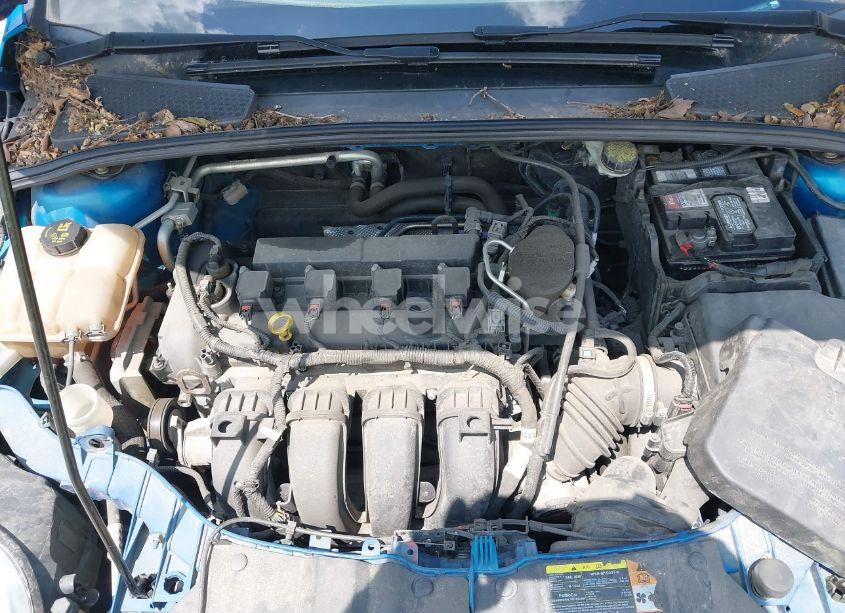 Photo 10 of 2014 Ford Focus SE (VIN 1FADP3F28EL438025)