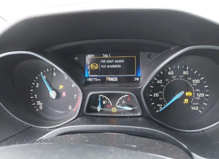 Photo 15 of 2015 Ford Focus SE (VIN 1FADP3F28FL210107)