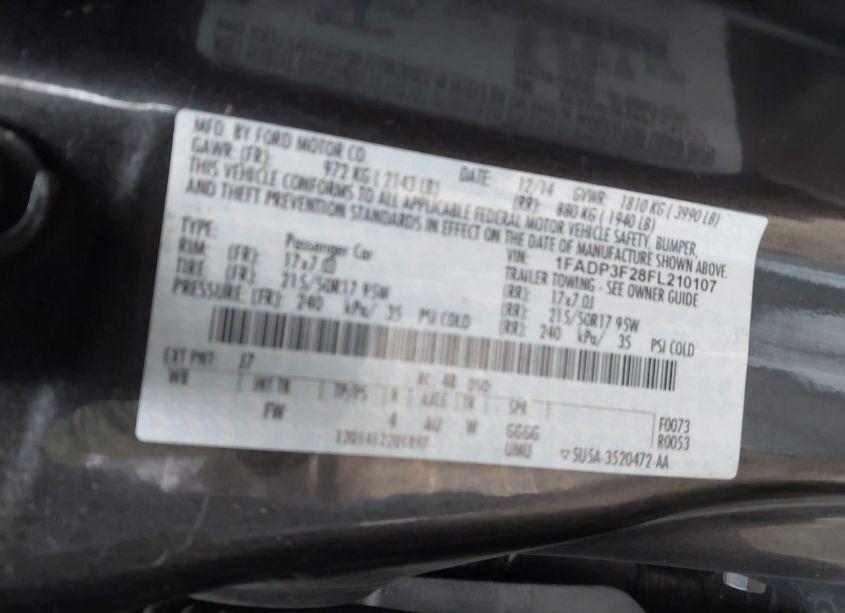 Photo 9 of 2015 Ford Focus SE (VIN 1FADP3F28FL210107)