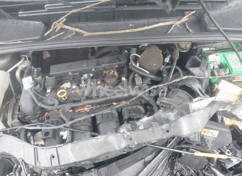 Photo 10 of 2015 Ford Focus SE (VIN 1FADP3F28FL247254)