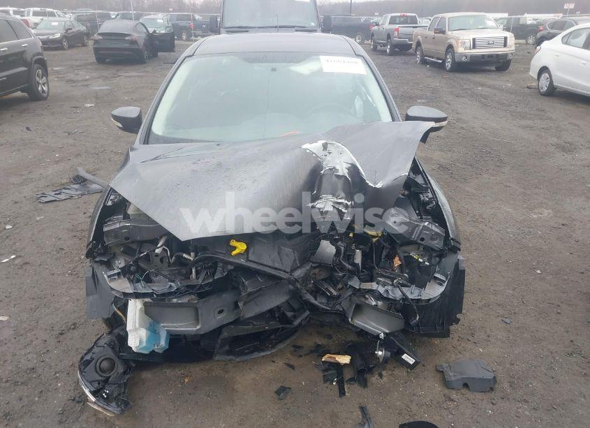 Photo 15 of 2015 Ford Focus SE (VIN 1FADP3F28FL247254)