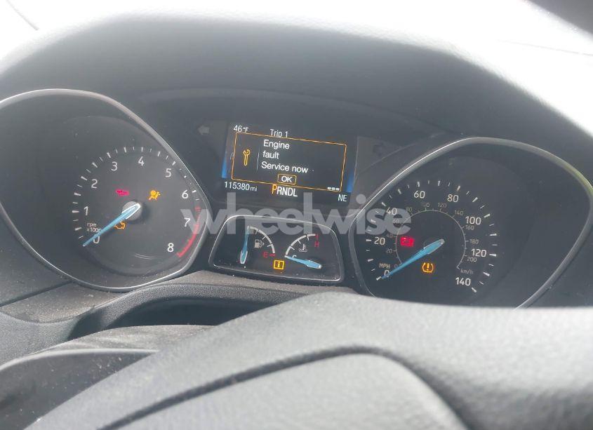 Photo 7 of 2015 Ford Focus SE (VIN 1FADP3F28FL247254)