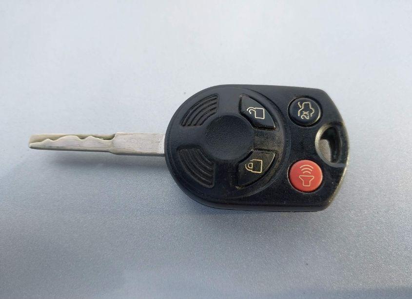 Photo 11 of 2015 Ford Focus SE (VIN 1FADP3F28FL247707)