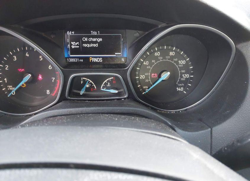 Photo 7 of 2015 Ford Focus SE (VIN 1FADP3F28FL247707)