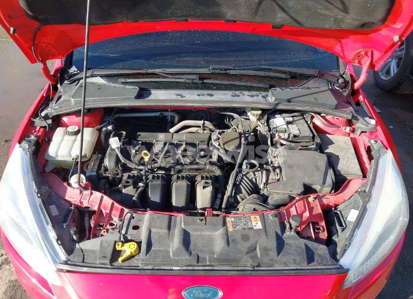 Photo 10 of 2015 Ford Focus SE (VIN 1FADP3F28FL287446)