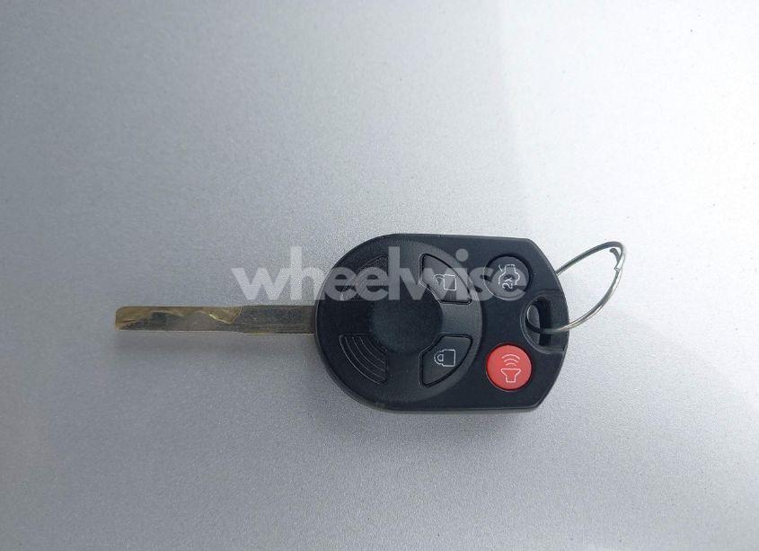 Photo 11 of 2015 Ford Focus SE (VIN 1FADP3F28FL327458)