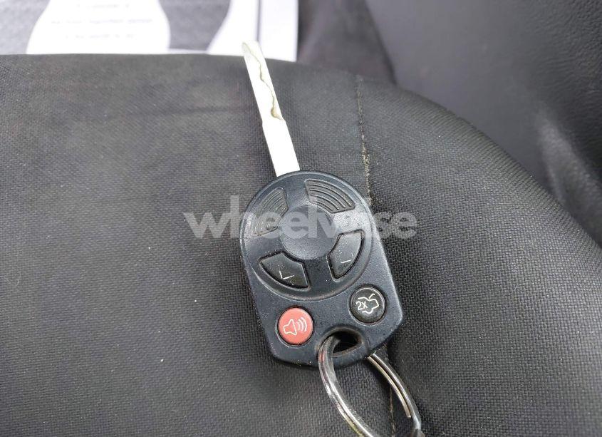 Photo 11 of 2015 Ford Focus SE (VIN 1FADP3F28FL335169)