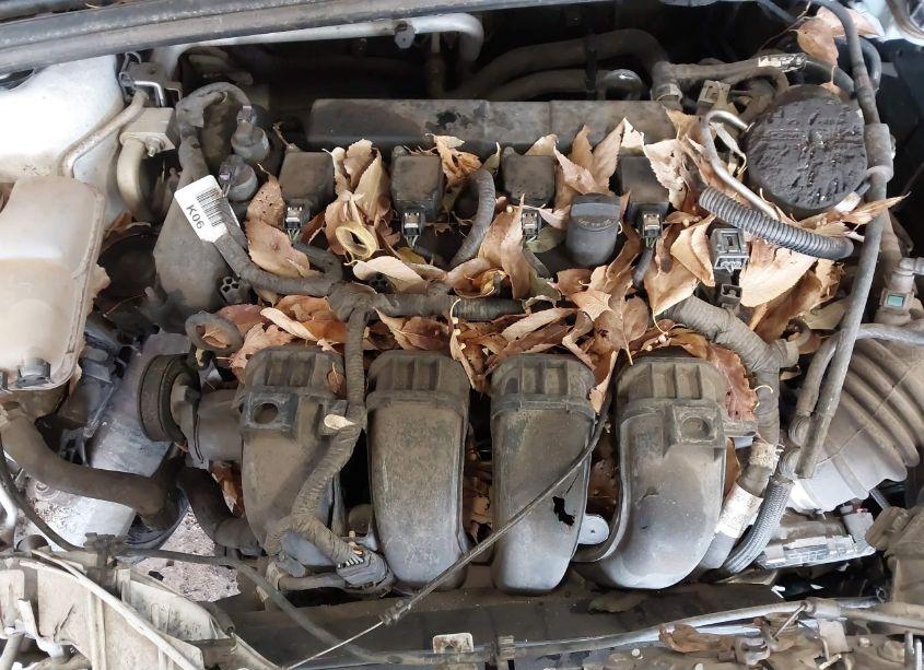 Photo 10 of 2015 Ford Focus SE (VIN 1FADP3F28FL343322)