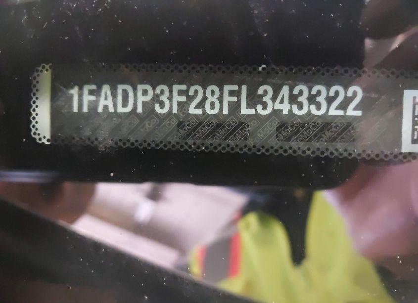 Photo 9 of 2015 Ford Focus SE (VIN 1FADP3F28FL343322)