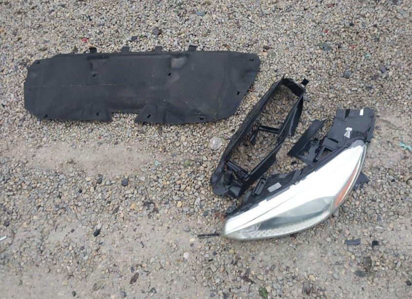 Photo 12 of 2015 Ford Focus SE (VIN 1FADP3F28FL343935)