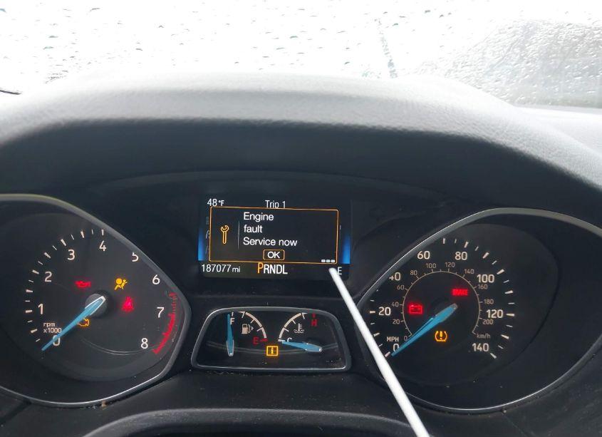 Photo 7 of 2015 Ford Focus SE (VIN 1FADP3F28FL343935)