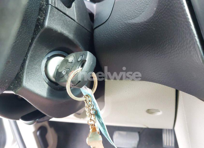 Photo 11 of 2015 Ford Focus SE (VIN 1FADP3F28FL344065)