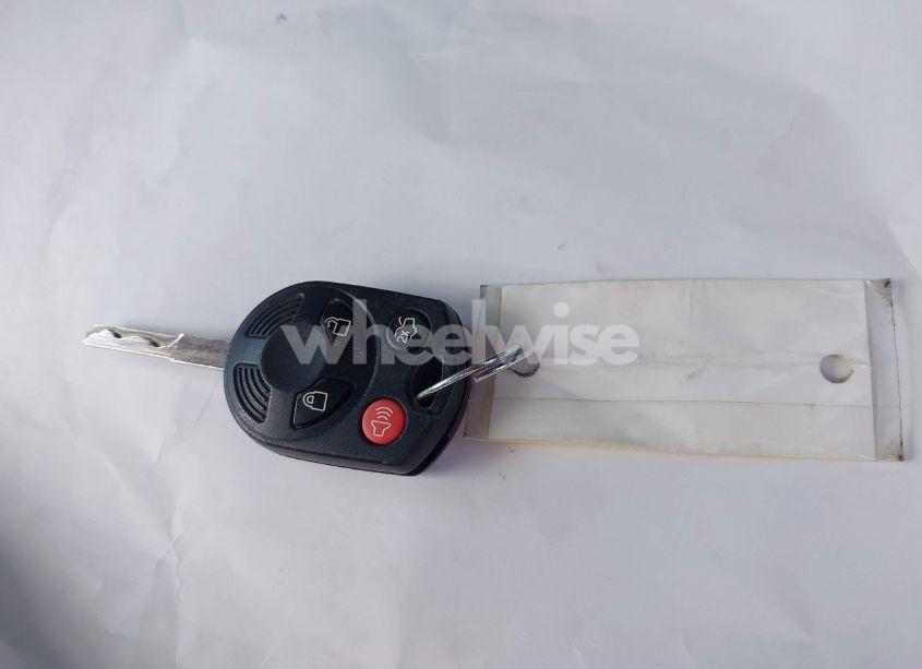 Photo 11 of 2016 Ford Focus SE (VIN 1FADP3F28GL212201)