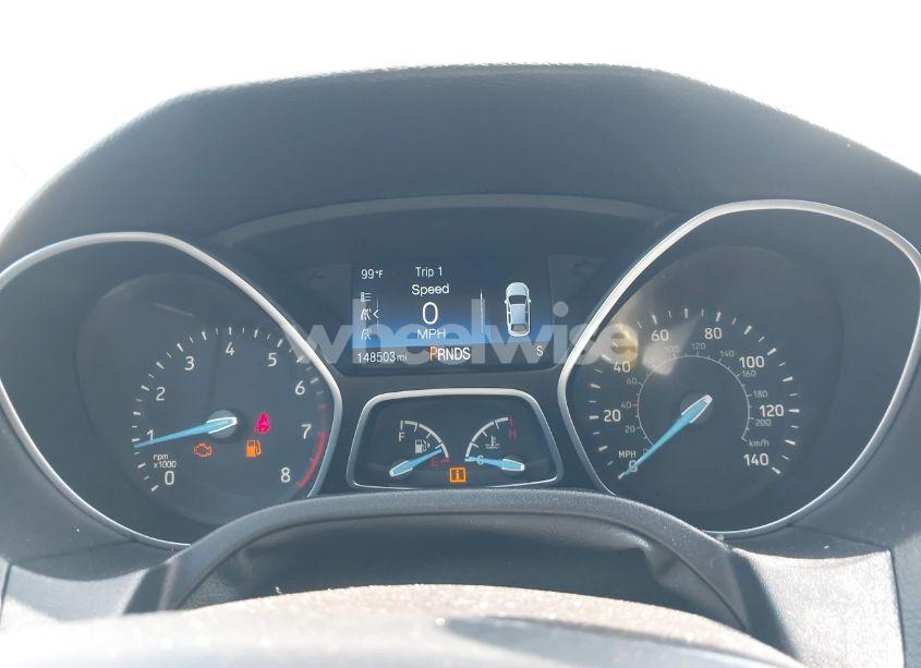 Photo 7 of 2016 Ford Focus SE (VIN 1FADP3F28GL212201)