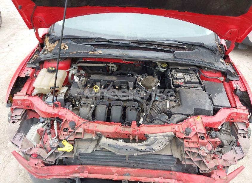 Photo 10 of 2016 Ford Focus SE (VIN 1FADP3F28GL217009)