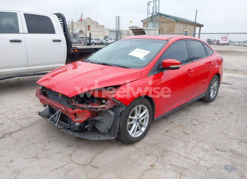 Photo 2 of 2016 Ford Focus SE (VIN 1FADP3F28GL217009)