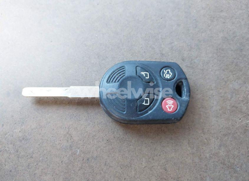 Photo 11 of 2016 Ford Focus SE (VIN 1FADP3F28GL233128)