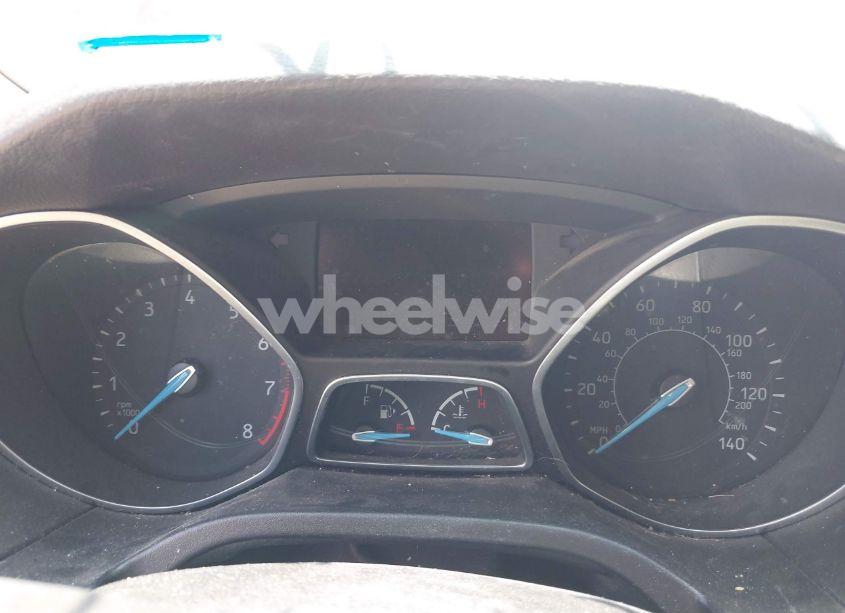 Photo 7 of 2016 Ford Focus SE (VIN 1FADP3F28GL237888)