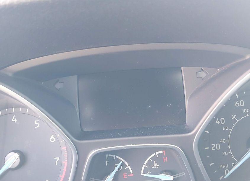 Photo 15 of 2016 Ford Focus SE (VIN 1FADP3F28GL246915)