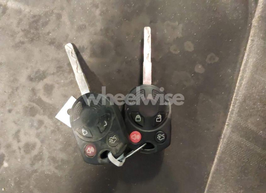 Photo 11 of 2016 Ford Focus SE (VIN 1FADP3F28GL251371)