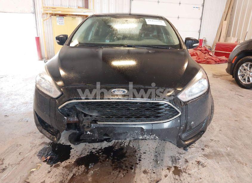 Photo 6 of 2016 Ford Focus SE (VIN 1FADP3F28GL251371)
