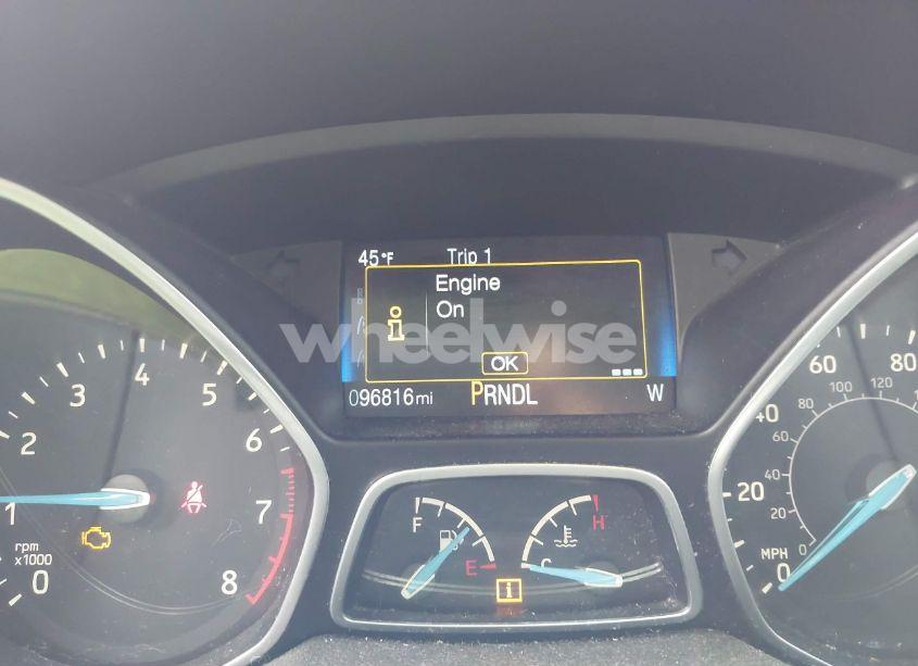 Photo 7 of 2016 Ford Focus SE (VIN 1FADP3F28GL285584)