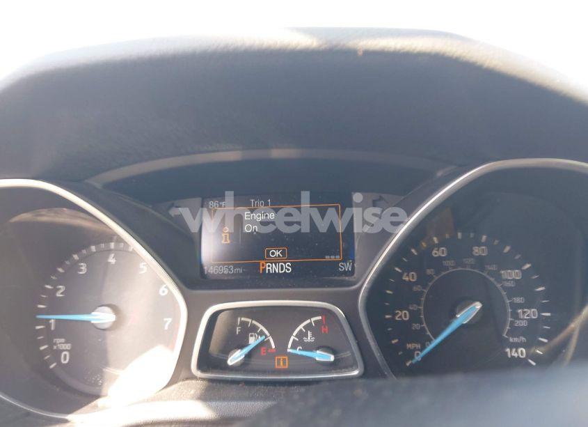 Photo 7 of 2016 Ford Focus SE (VIN 1FADP3F28GL321063)